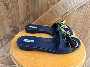 Oka-B Women's Navy Blue Slide Sandals Size 6 Colorful Ribbon Bow USA Made